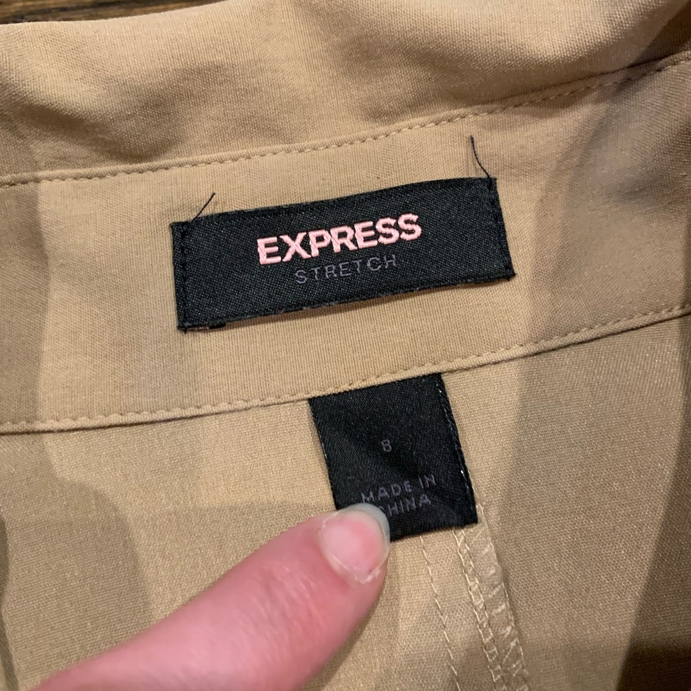 Express - Picture 2 of 3